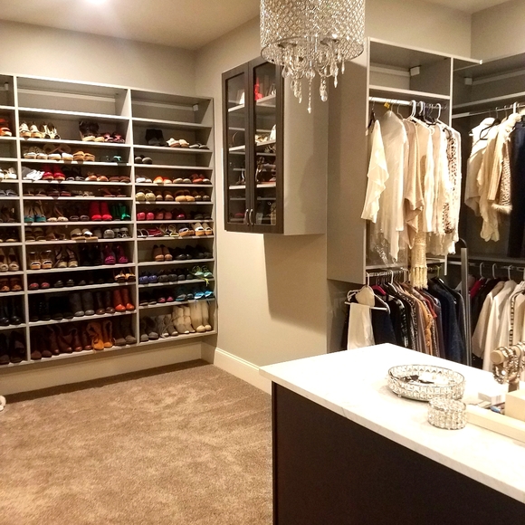 HUGE $⬇️FROM A 🚭FREE, VERY CLEAN HOME!!! - Picture 1 of 1